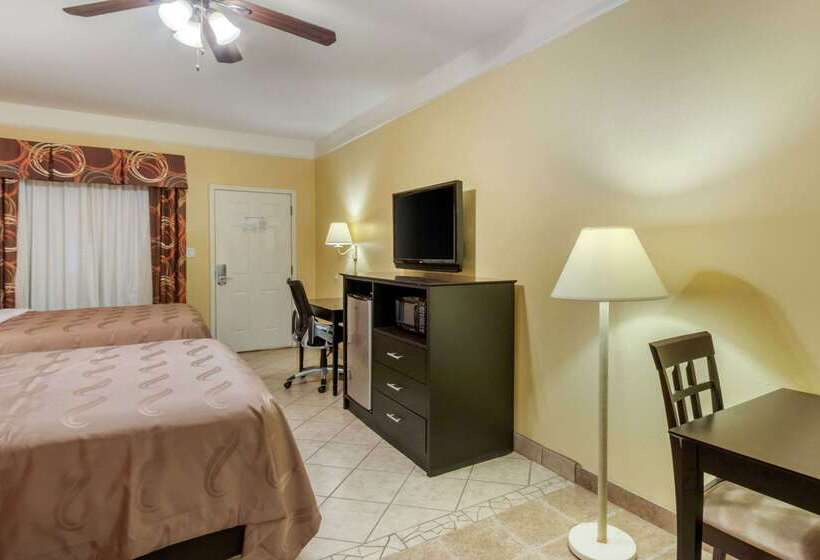 酒店 Quality Inn & Suites At The Outlets Mercedes Weslaco