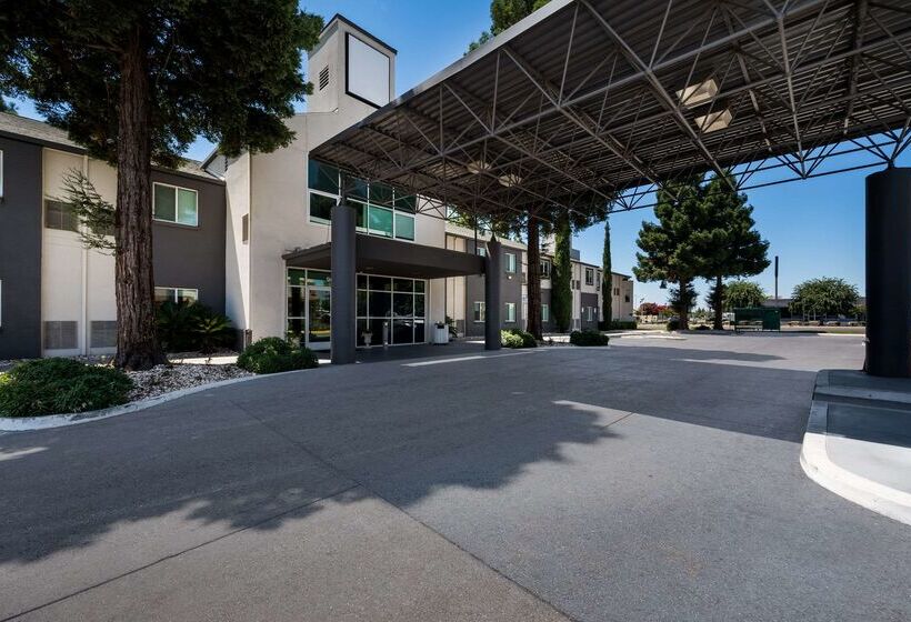 בית מלון כפרי Quality Inn Yuba City Marysville