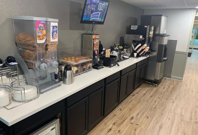 בית מלון כפרי Quality Inn Yuba City Marysville