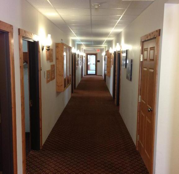 Отель Range Country Lodging