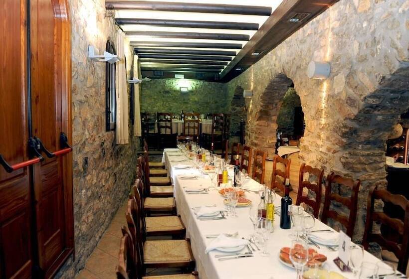 فندق Restaurante Verdia