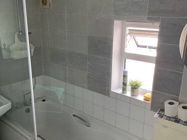 فندق Rose Marie Guest House