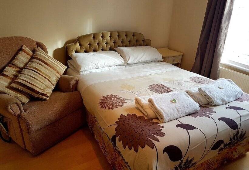 فندق Rose Marie Guest House