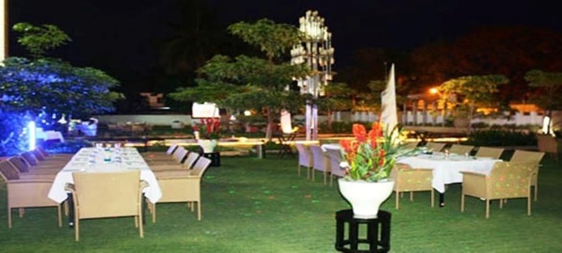 ホテル Royal Orchid Central Kireeti Hampi Hospet