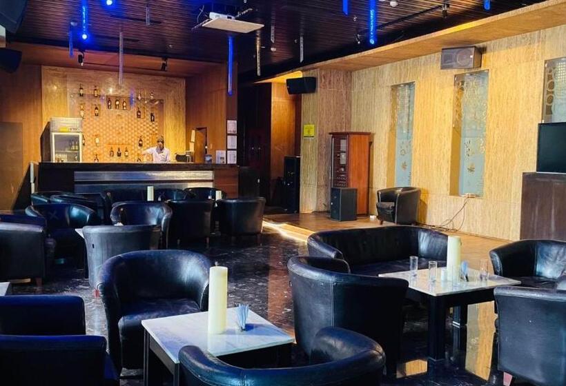 酒店 Royal Orchid Central Kireeti Hampi Hospet