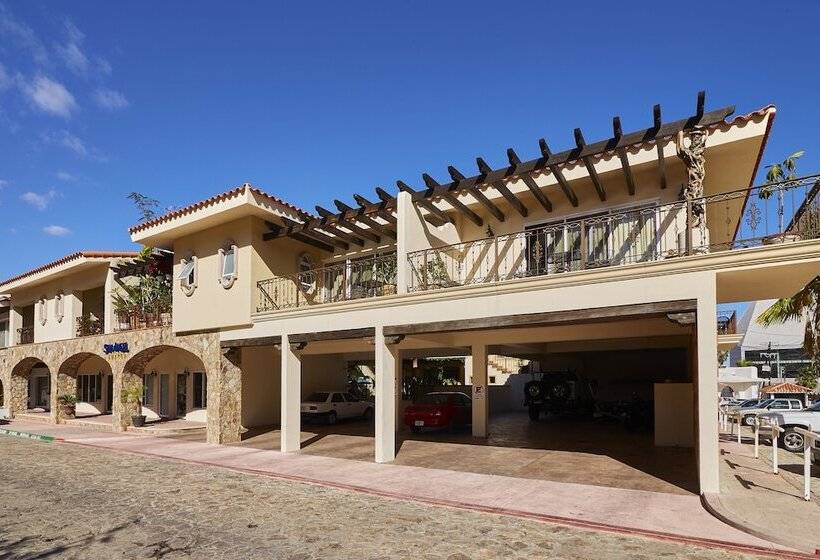 Отель San Angel Suites