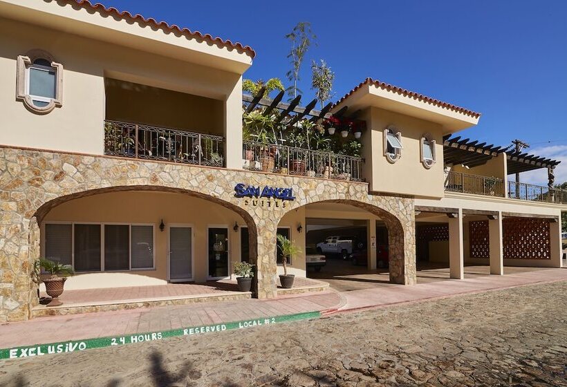 Отель San Angel Suites