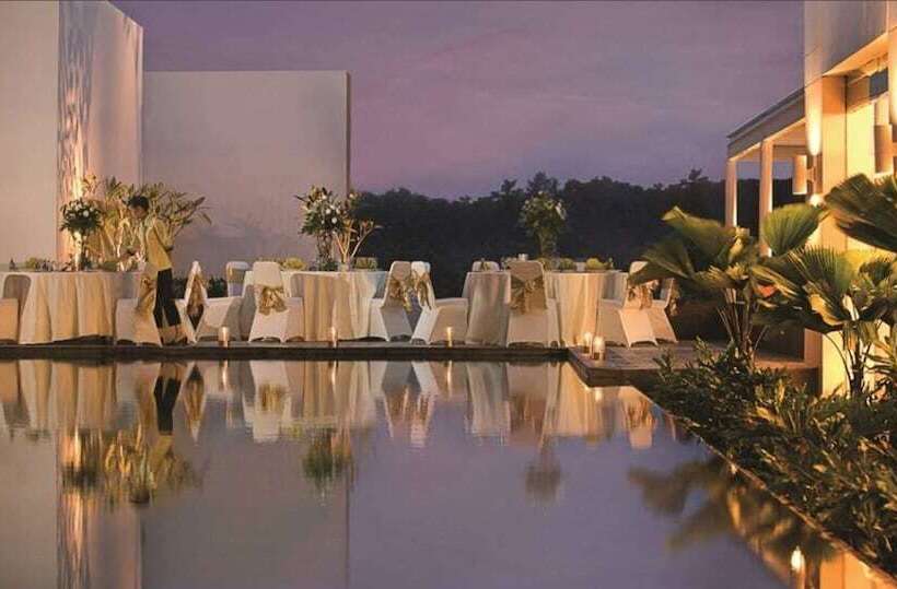 Отель Santika Bogor