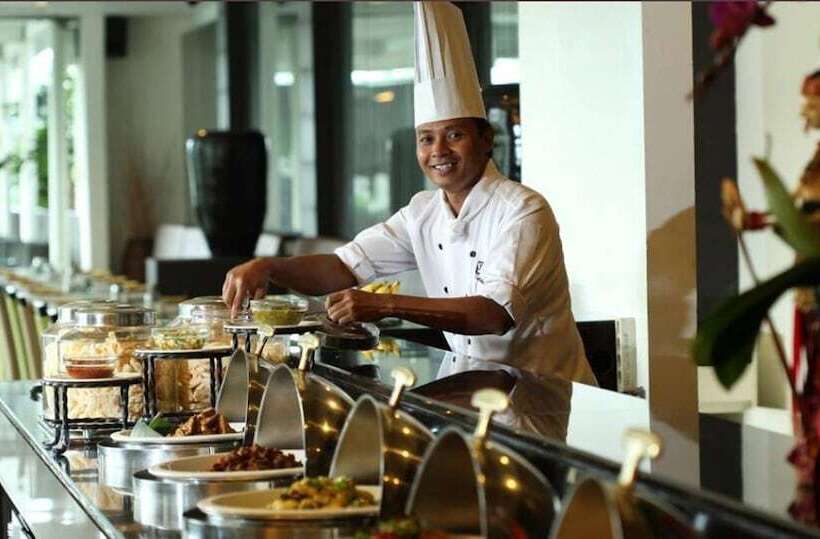 Отель Santika Bogor