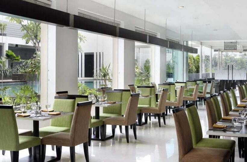 Отель Santika Bogor