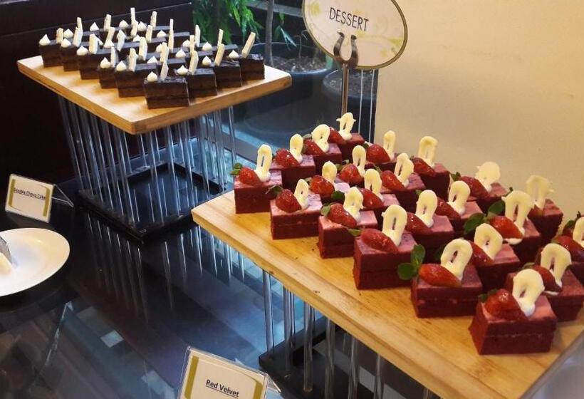 هتل Santika Bogor