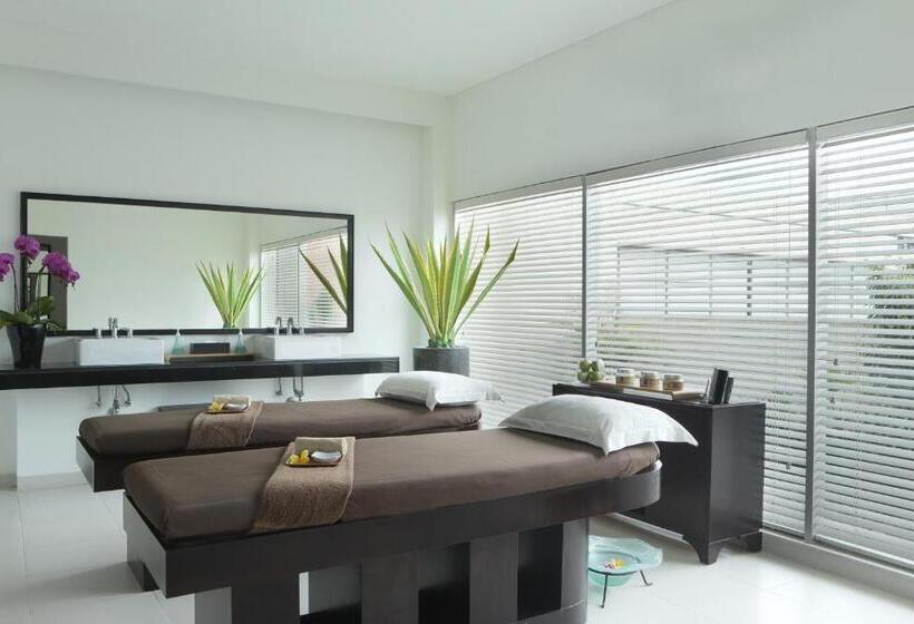 Отель Santika Bogor