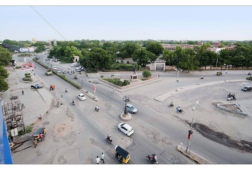 호텔 Shri Ram Excellency