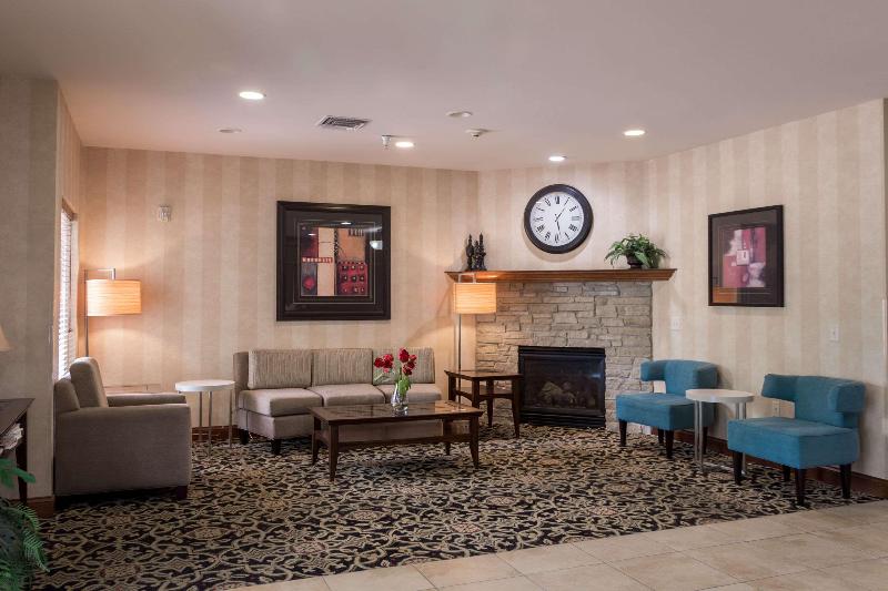 酒店 Sleep Inn & Suites Washington Near Peoria