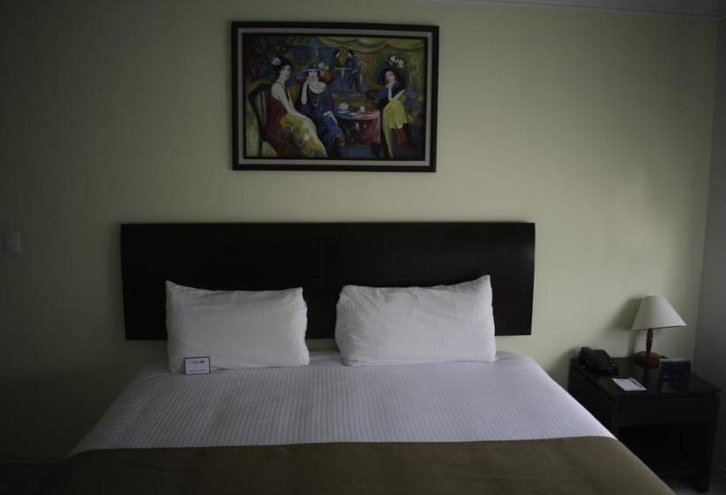 ホテル Suites Oklahoma by BlueBay