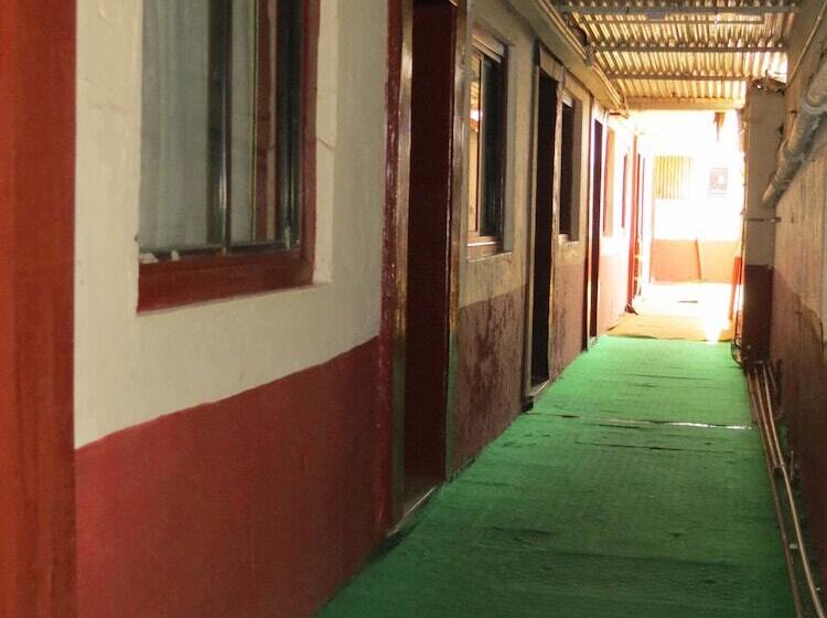 בית מלון כפרי Sunny Classic