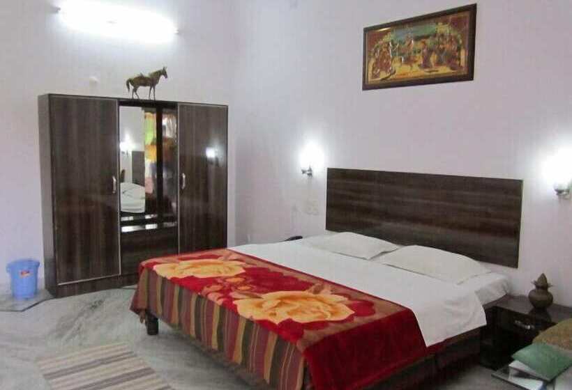 酒店 Surya Khajuraho