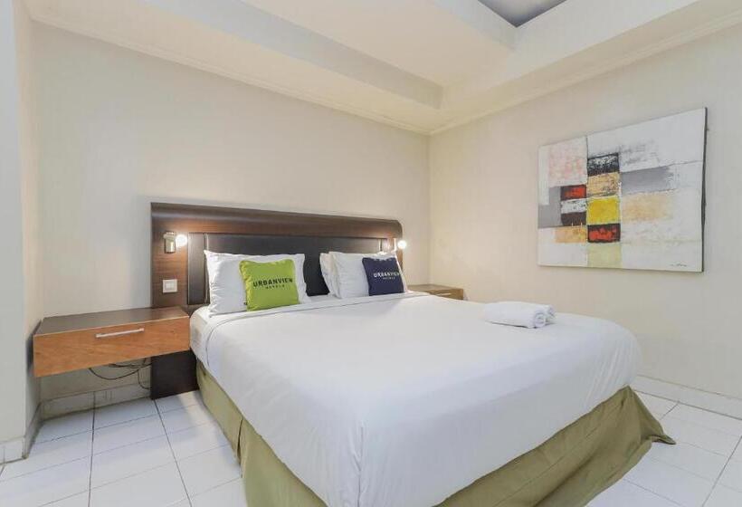 Urbanview Hotel Taman Suci Denpasar Bali