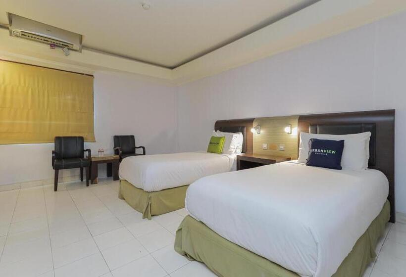 Urbanview Hotel Taman Suci Denpasar Bali