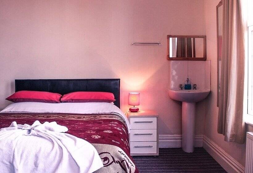 Отель Tennyson House