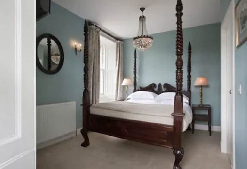 בית מלון כפרי The Bridge Inn