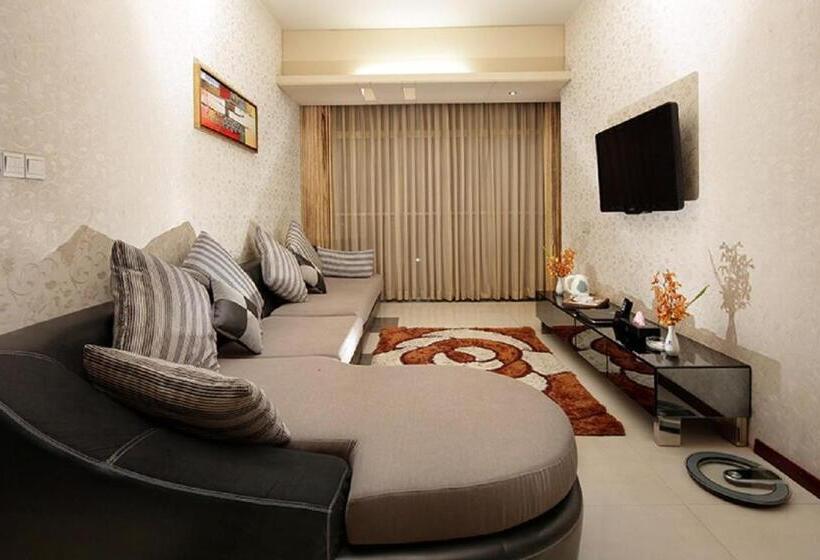 هتل The Cox Today