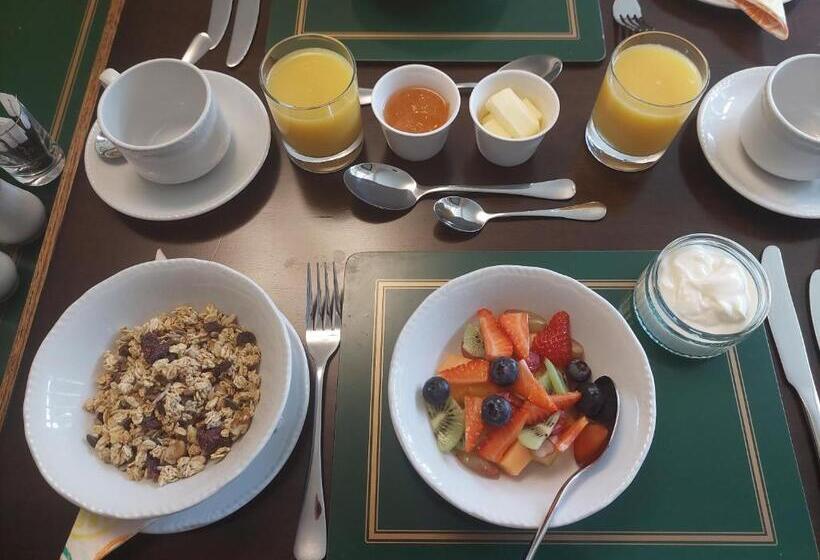 בית מלון כפרי The Denes