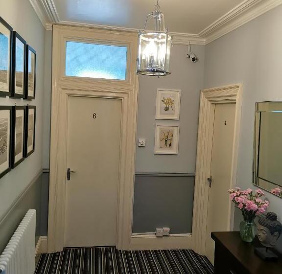 فندق The Elmfield