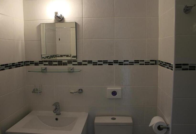 فندق The Elmfield