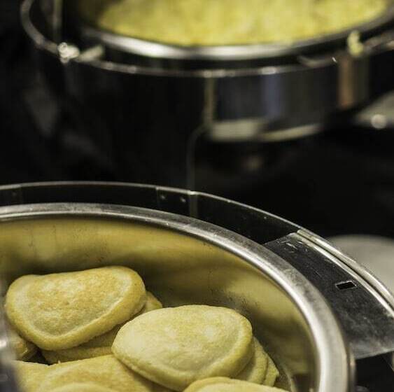 هتل The Exchange Regency Residence