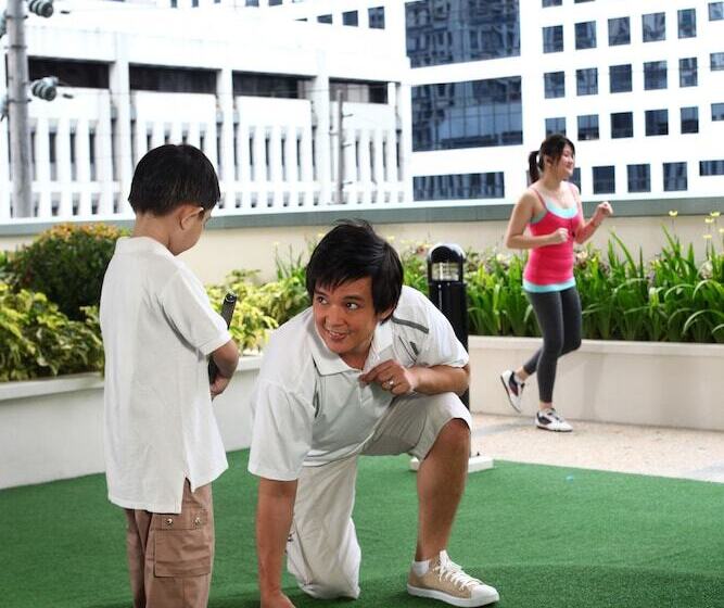 هتل The Exchange Regency Residence