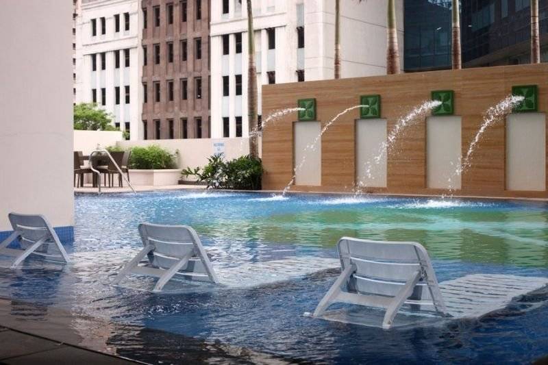 هتل The Exchange Regency Residence