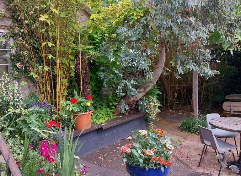 فندق The Five Dials Inn