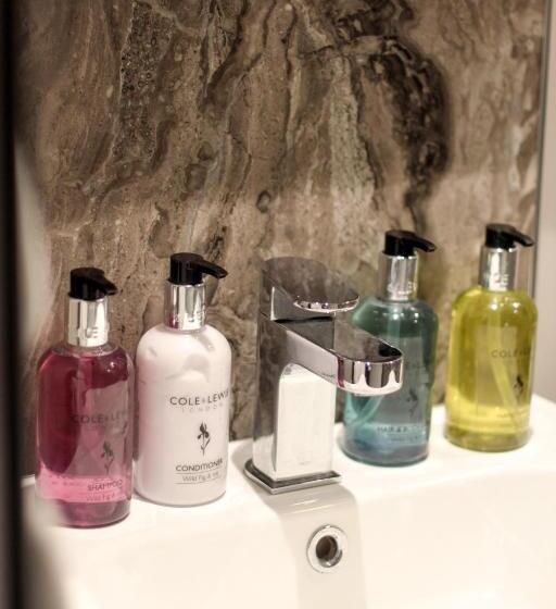 فندق The Five Dials Inn