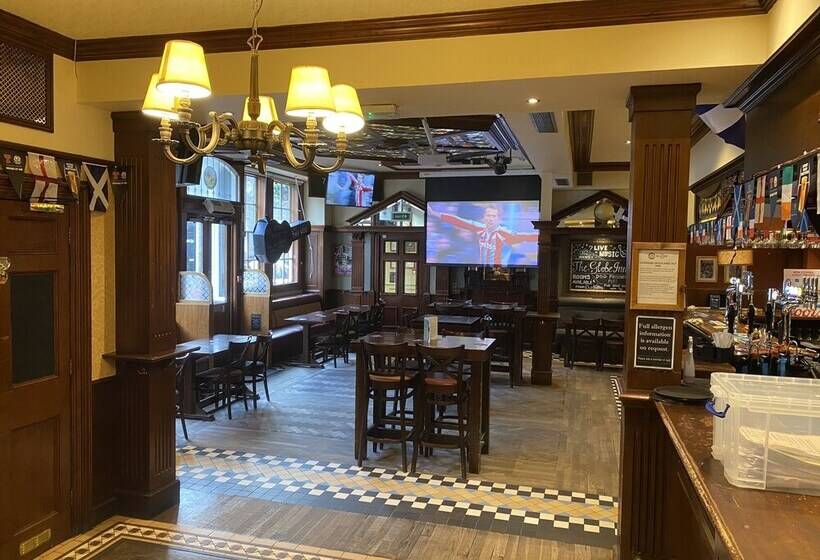 호텔 The Globe Inn