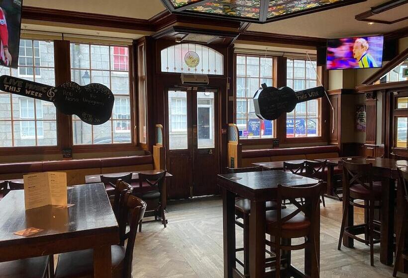 호텔 The Globe Inn