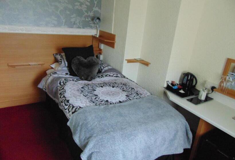 هتل The Golden Sands