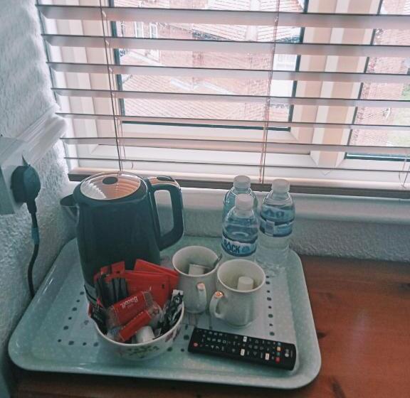 Отель The Gordon