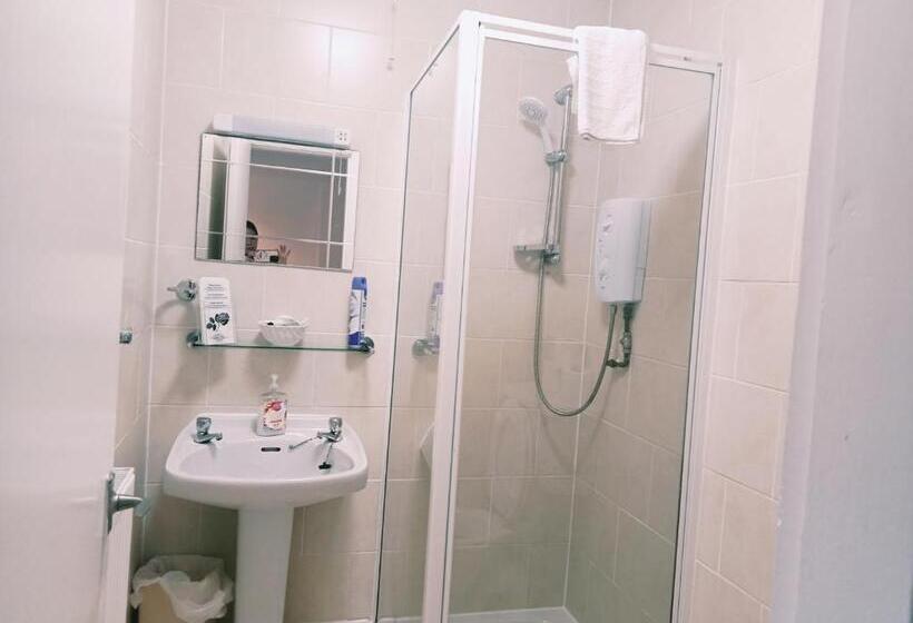 Отель The Gordon