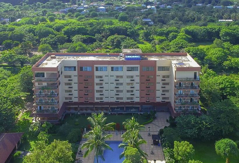 Отель The Jayakarta Suites Komodo Flores