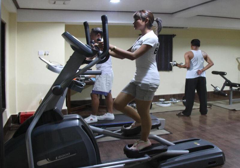 هتل The Jayakarta Suites Komodo Flores