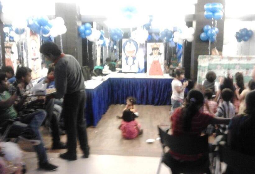 Отель The Nanee Suites