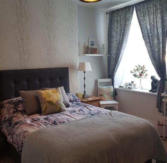 בית מלון כפרי The Pavilion Guest House