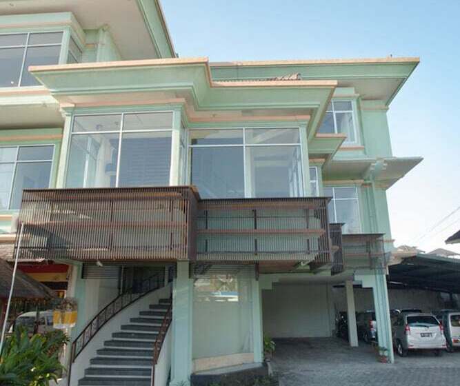 هتل The Studio Inn Nusa Dua