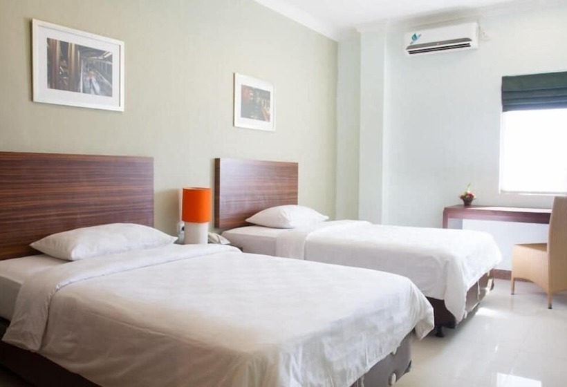 هتل The Studio Inn Nusa Dua