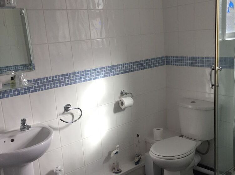 ホテル The Victoria