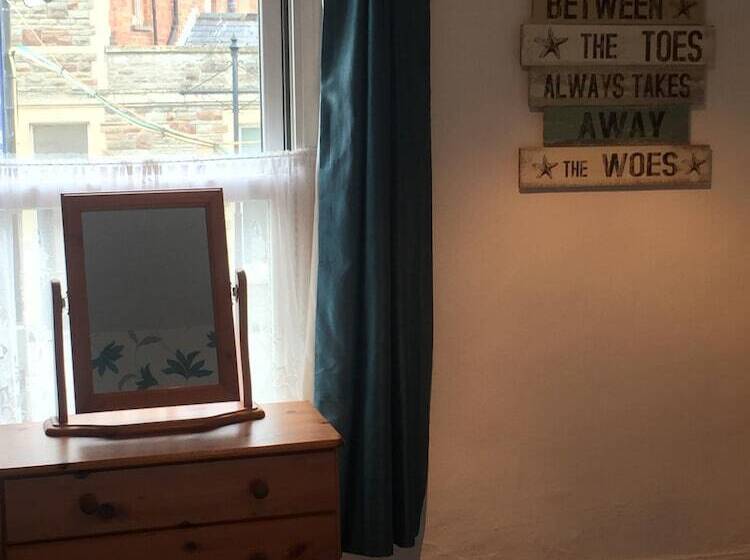 ホテル The Victoria