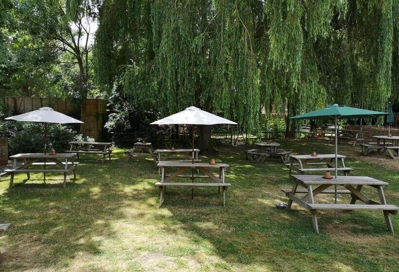 ホテル Woolpack Inn