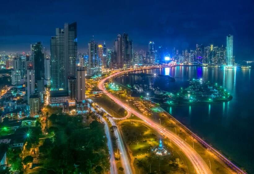 فندق Tryp By Wyndham Panama Centro