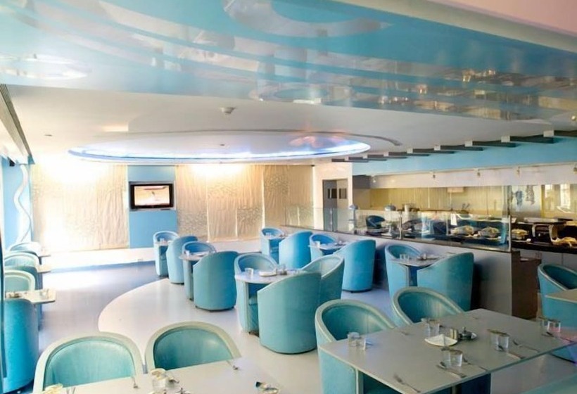 בית מלון כפרי United 21